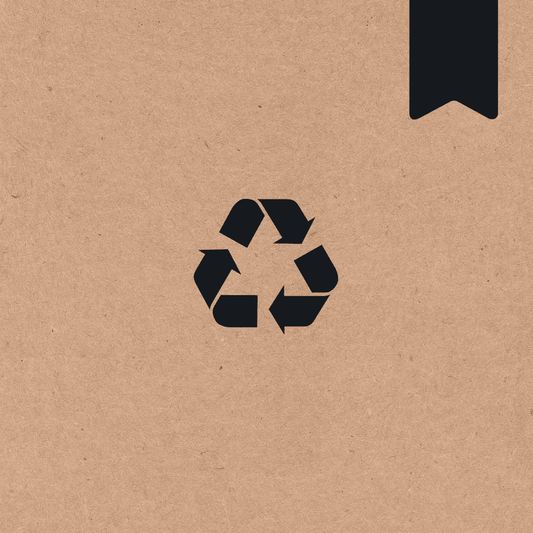 Recycling-symbool op kraftpapier, representeert de duurzaamheid van bamboe