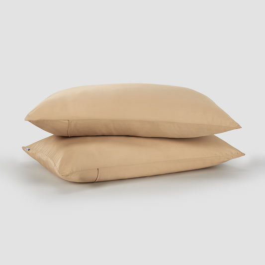 Beige bamboe beddengoed by Momo Cotton – satijnweefsel 300 draden, zacht, ademend en duurzaam.