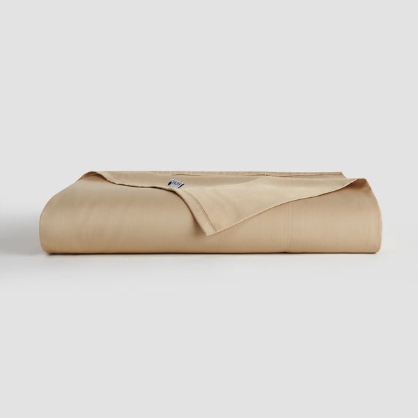 Beige bamboe hoeslaken by Momo Cotton – satijnen weefsel 300 draden, zacht, ademend en duurzaam.