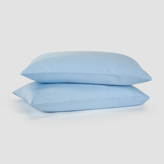 Blauw bamboe beddengoed by Momo Cotton – satijnweefsel 300 draden, zacht, ademend en duurzaam.