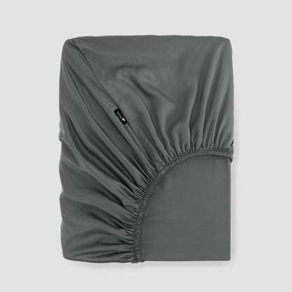 Lençol de baixo ajustável cinzento bambu by Momo Cotton – tecido de cetim 300 fios, suave, respirável e sustentável.