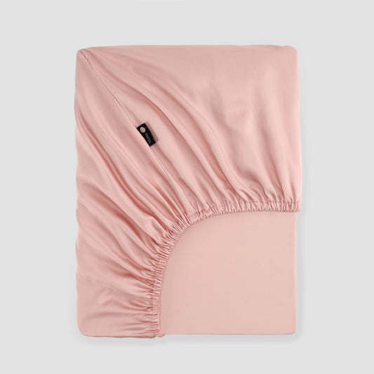 Hoeslaken roze bamboe by Momo Cotton – satijnweefsel 300 draden, zacht, ademend en duurzaam.